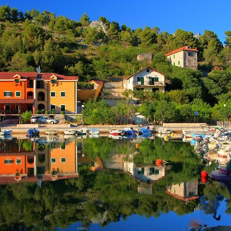 Villa Barbara Skradin Exterior photo